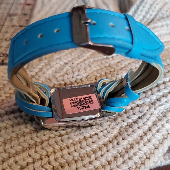 Strada Blue Leather Watch - Picture 2 of 8